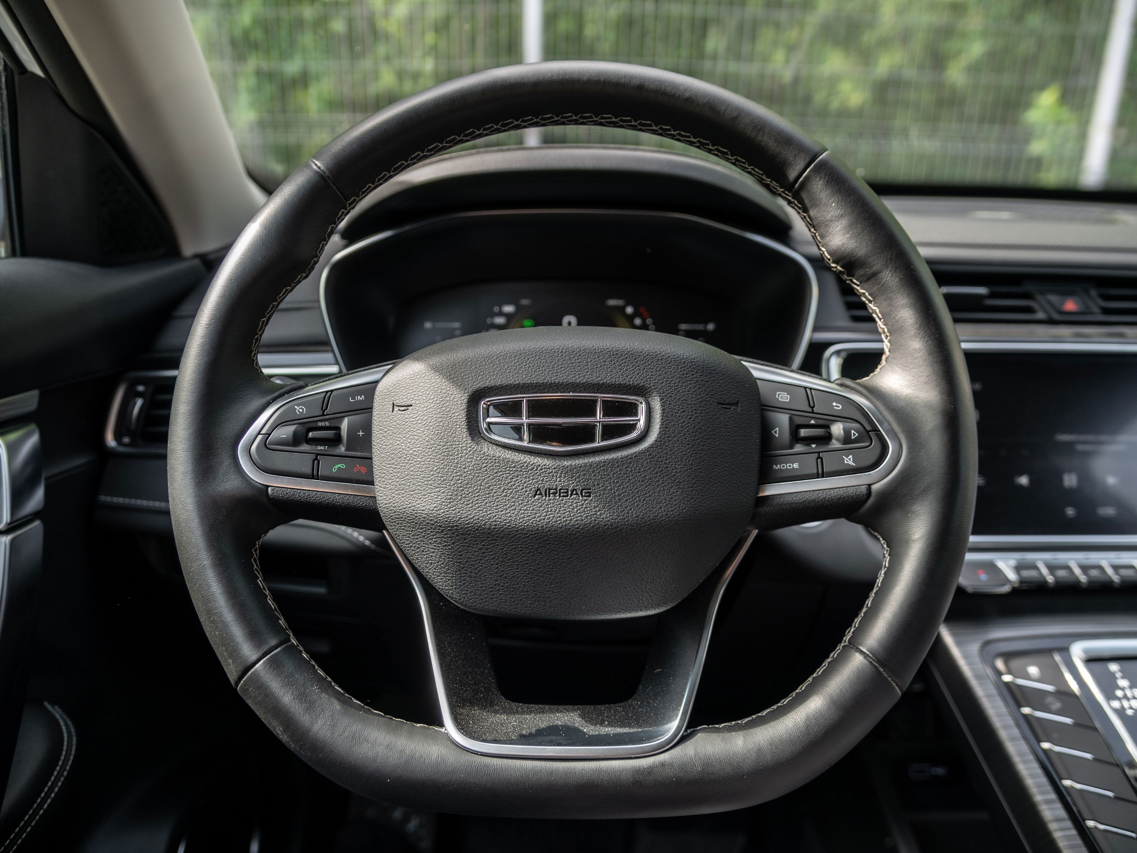 Geely фотографии