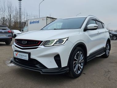 Новые автомобили Джили в наличии у официального дилера в СПб