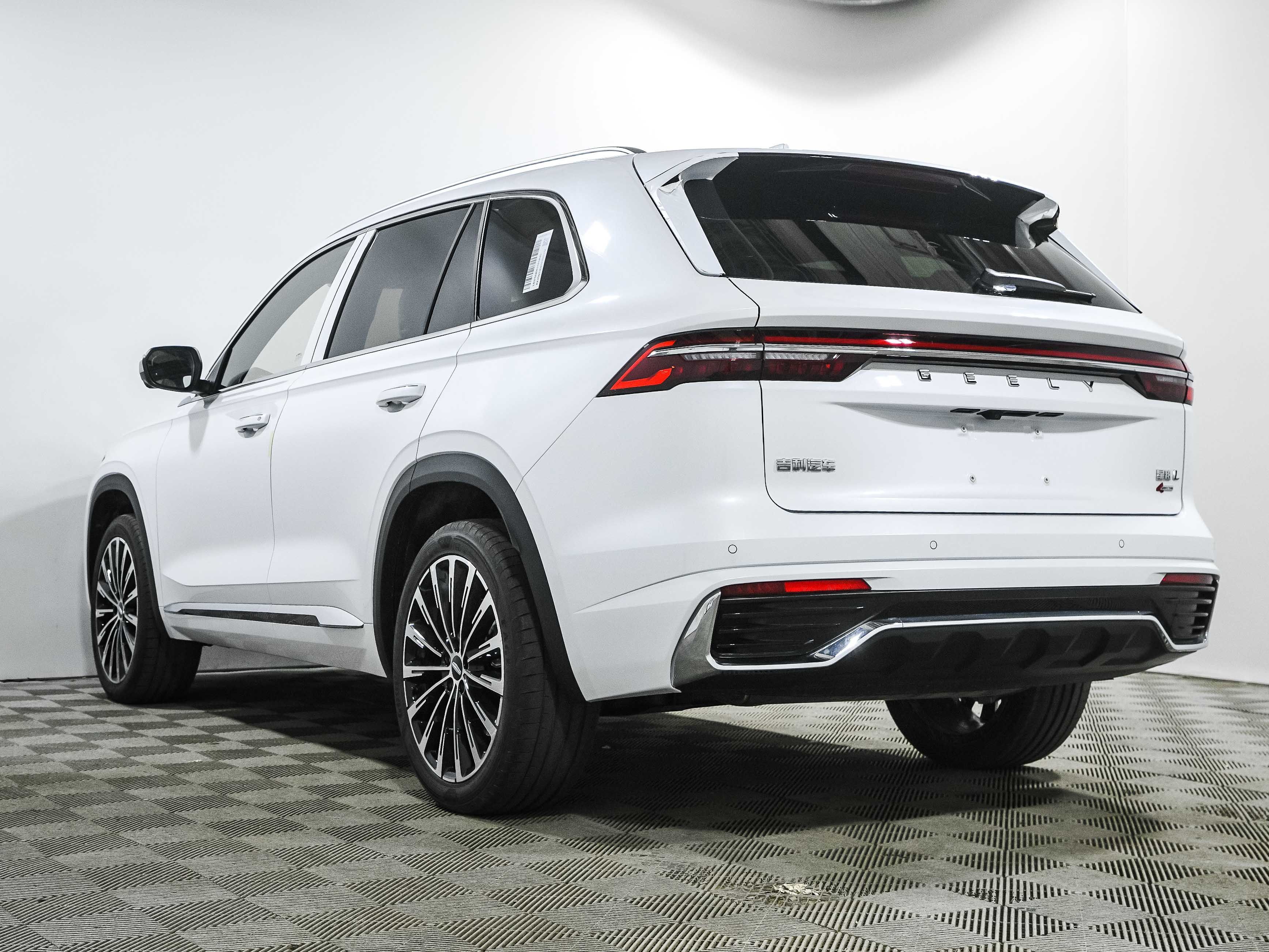 Geely фотографии