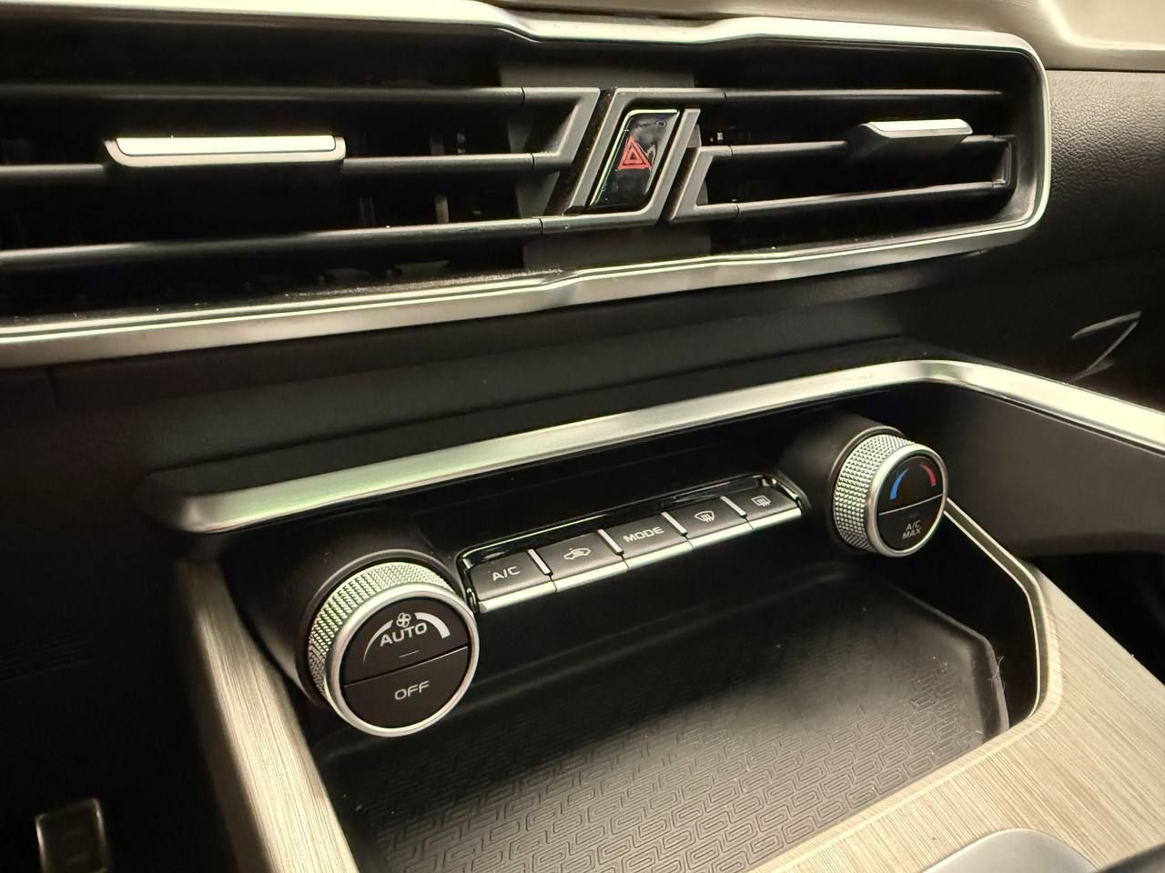Geely фотографии