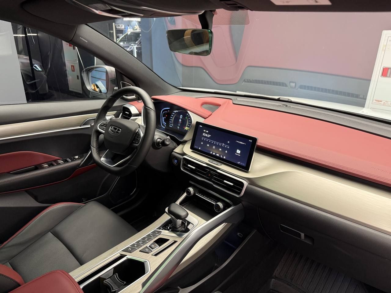Geely фотографии