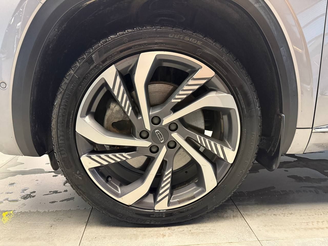 Geely фотографии