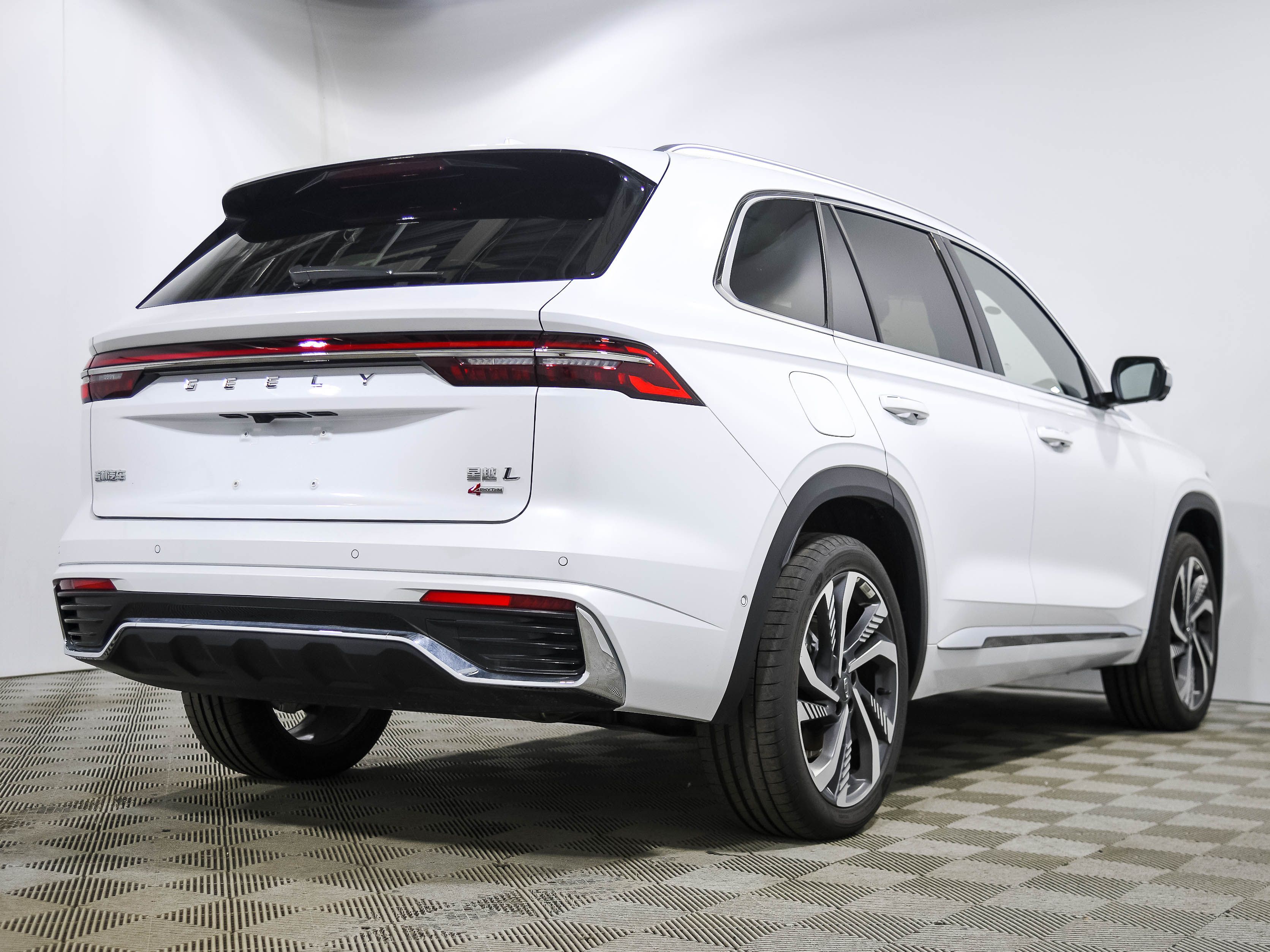 Geely фотографии
