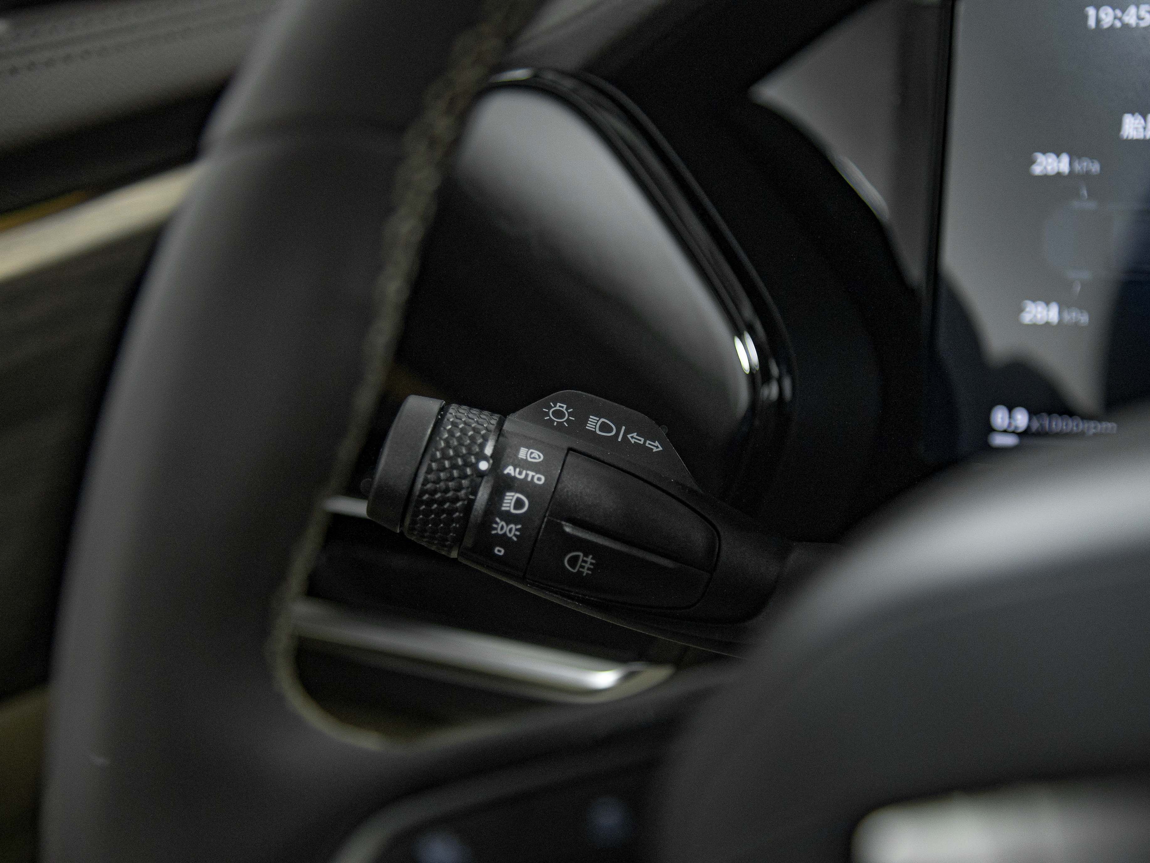 Geely фотографии