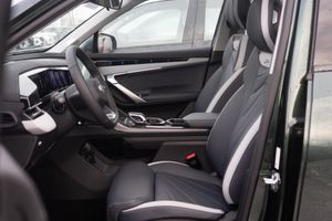 Geely ATLAS Flagship