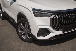 Geely OKAVANGO Flagship