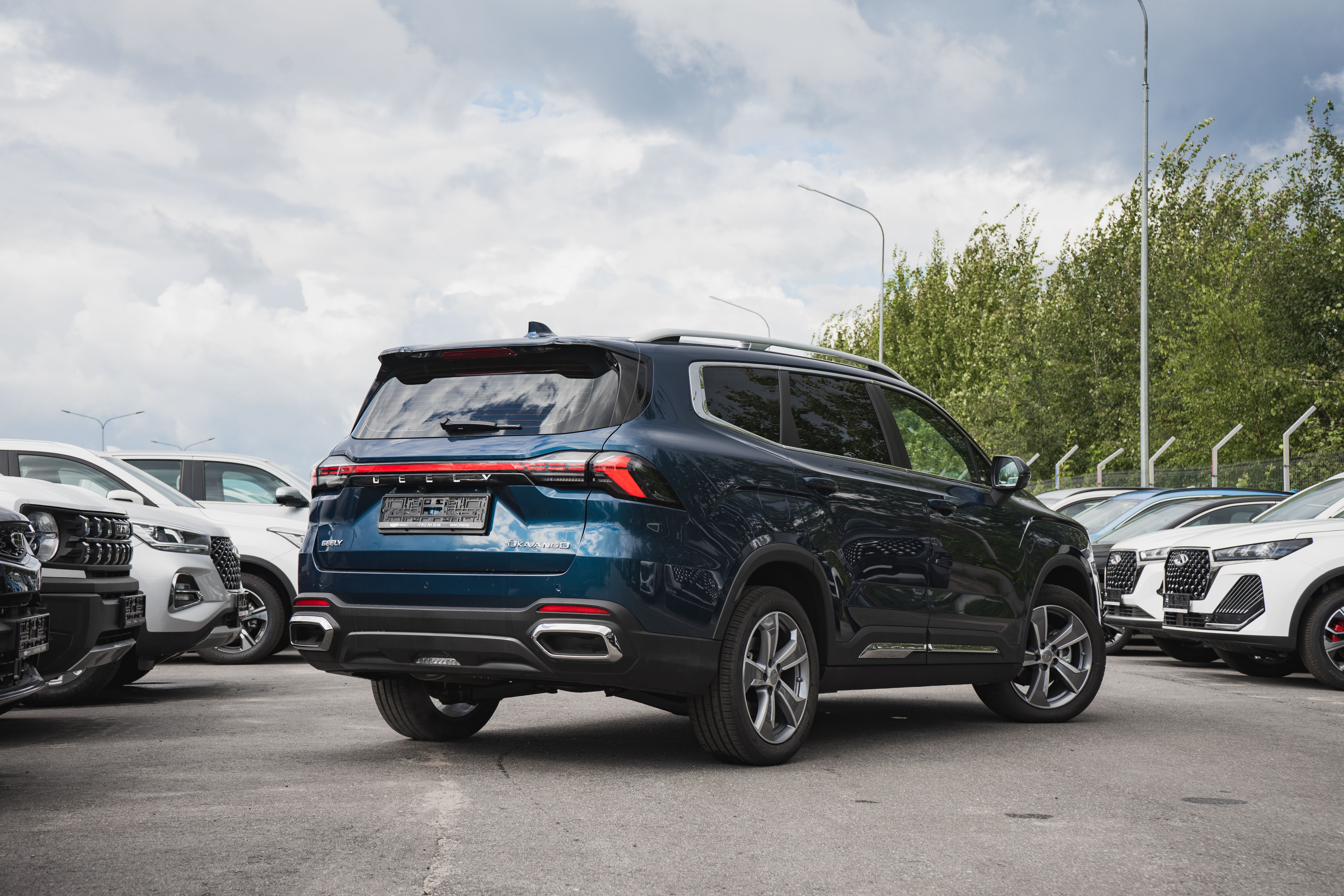 Geely OKAVANGO Flagship