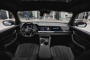 Geely MONJARO Flagship