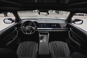 Geely MONJARO Flagship