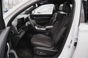 Geely MONJARO Flagship