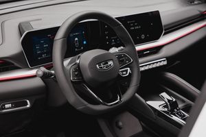 Geely Coolray I Restailing Luxury