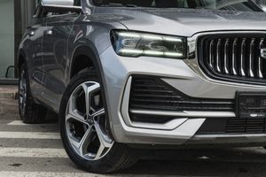 Geely MONJARO Luxury
