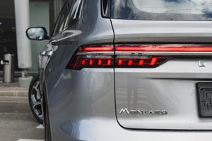Geely MONJARO Luxury