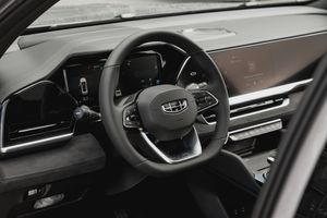 Geely MONJARO Luxury