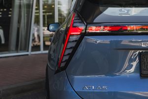 Geely ATLAS Flagship