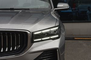 Geely MONJARO Luxury