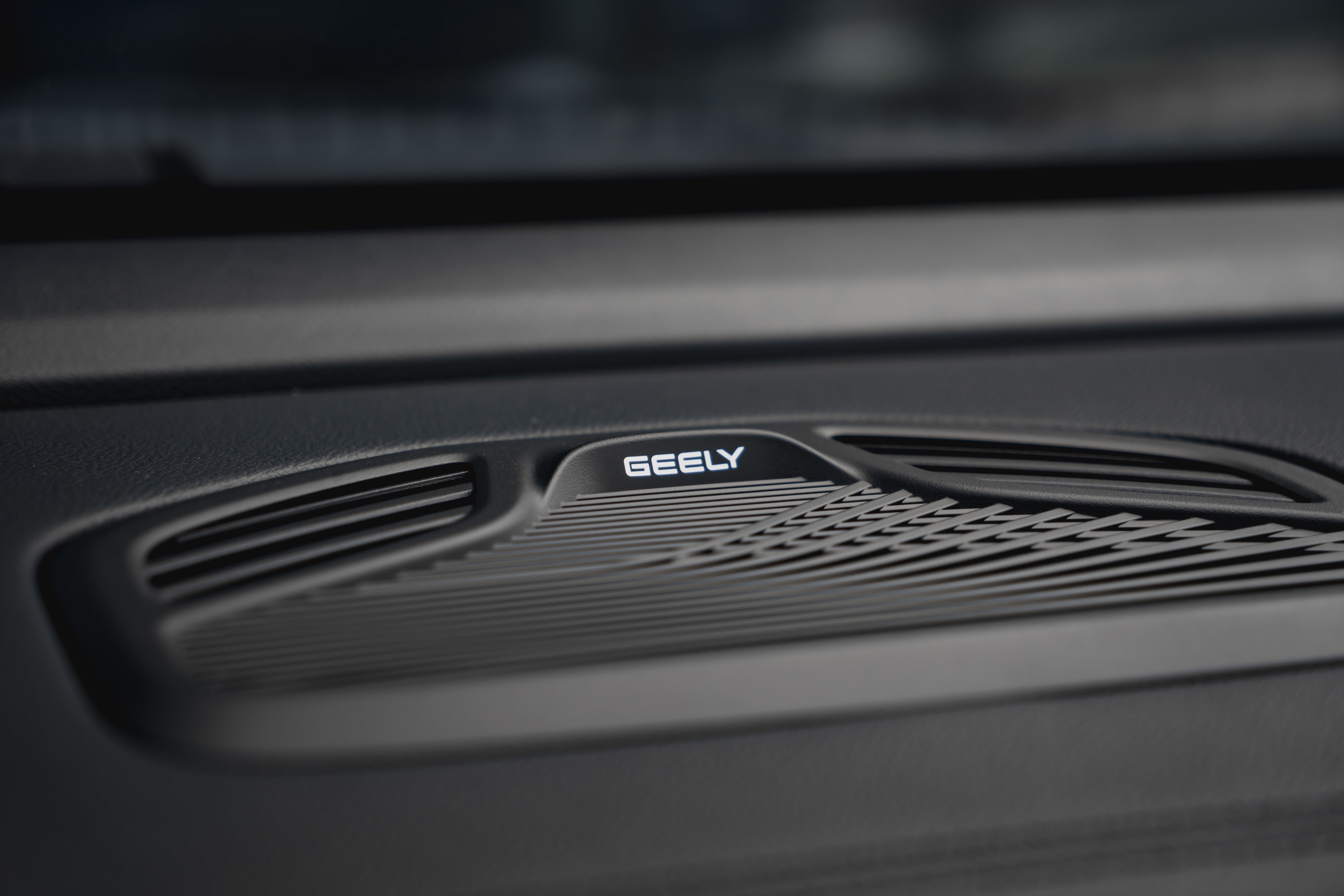 Geely фотографии