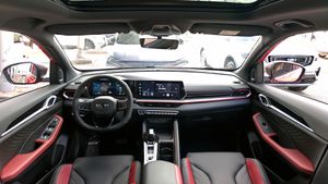 Geely Coolray I Restailing Luxury