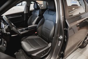 Geely EMGRAND Flagship
