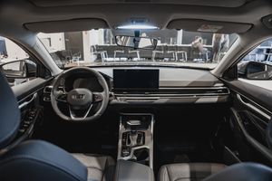 Geely EMGRAND Flagship