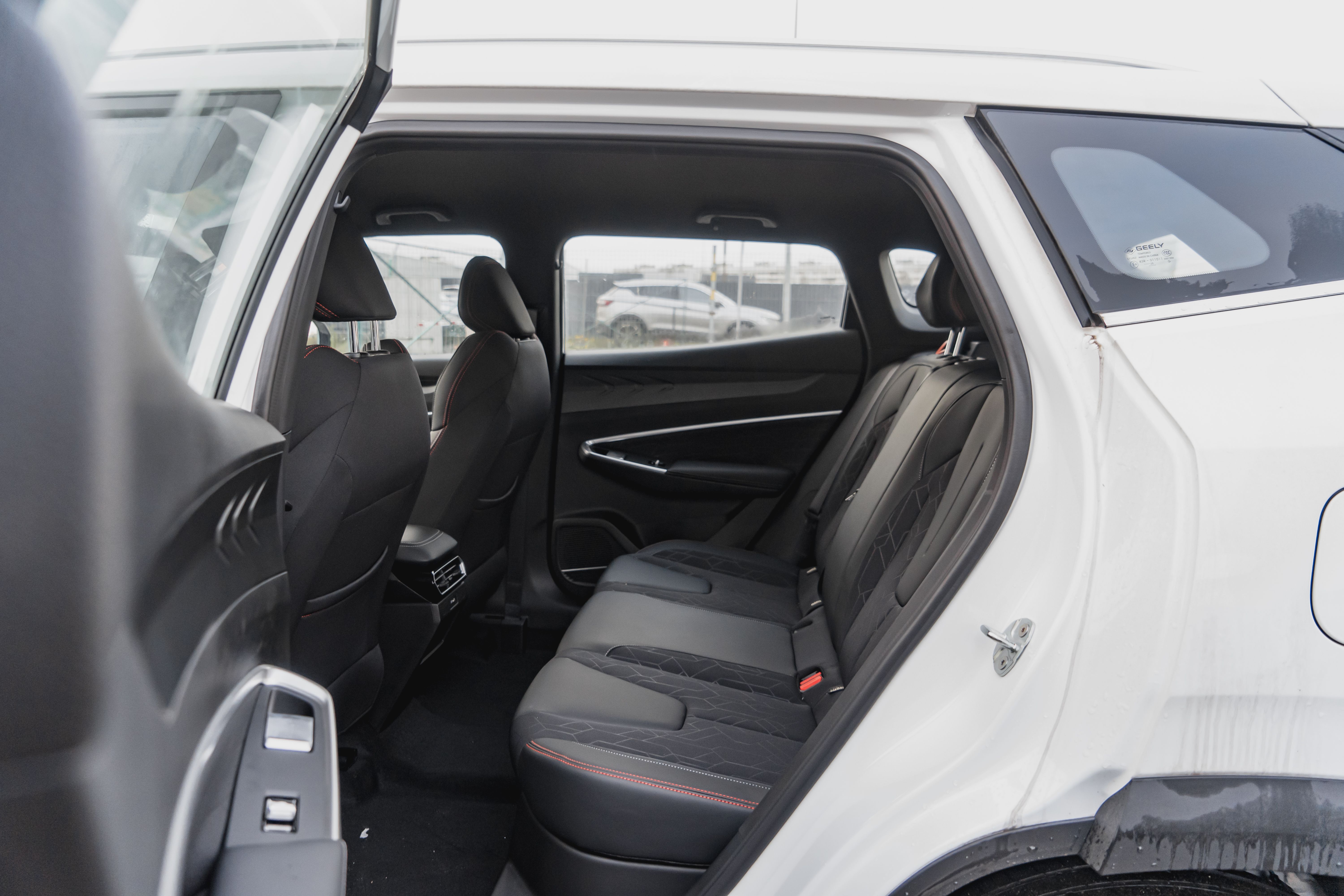 Geely фотографии